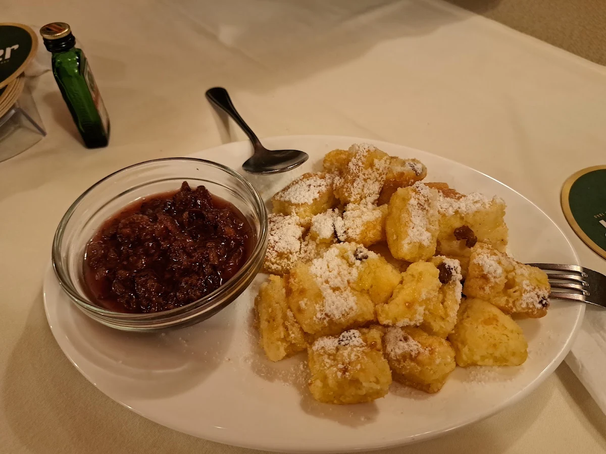 Kaiserschmarren Mit Zwetschkenröster
