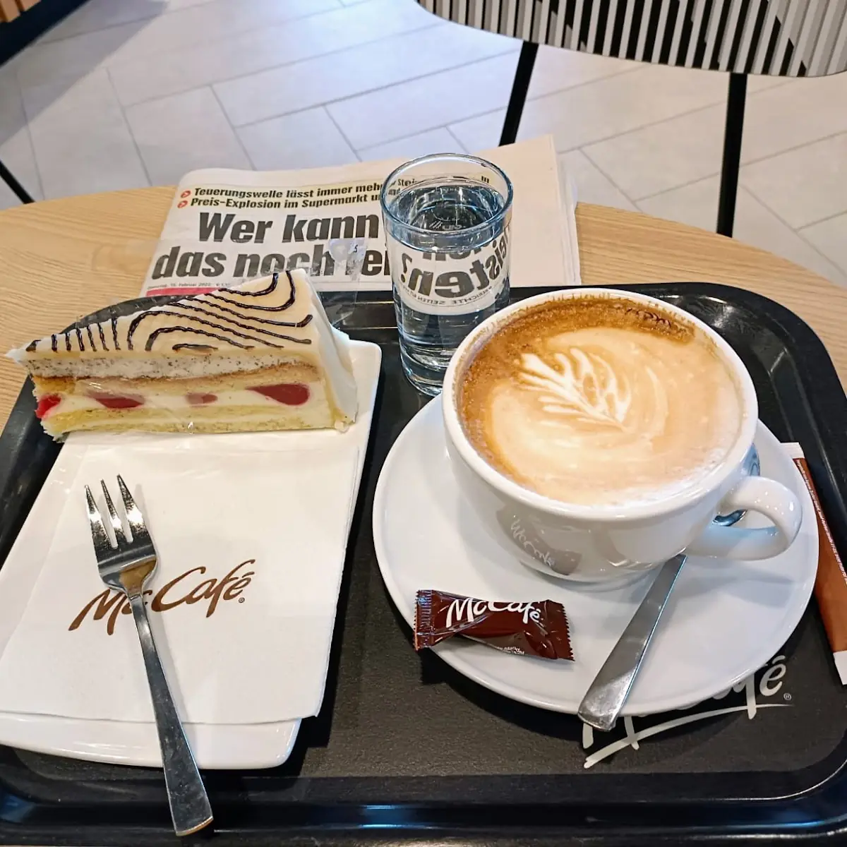 Cappuccino Marzipantorte