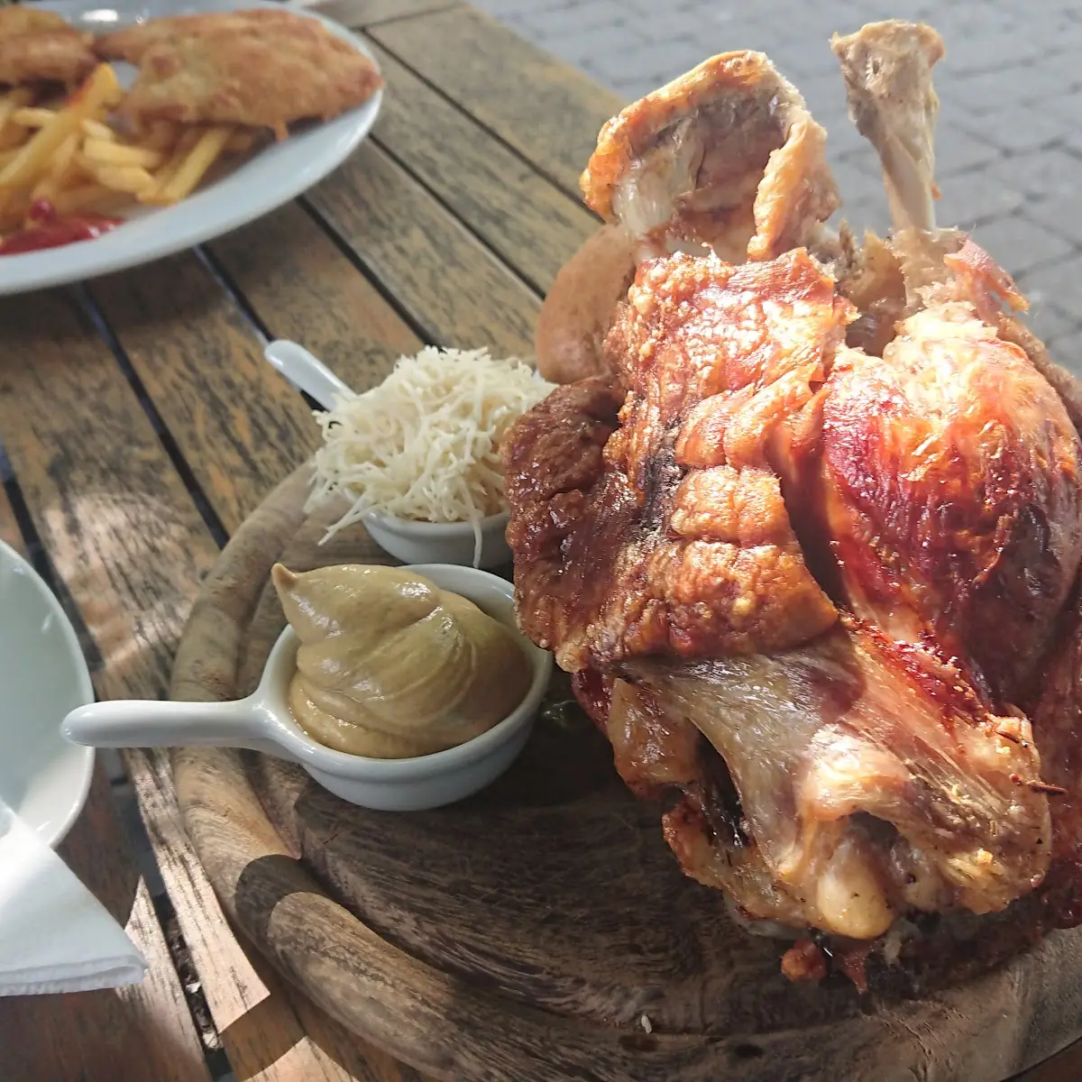 Schweinshaxe Super Gut