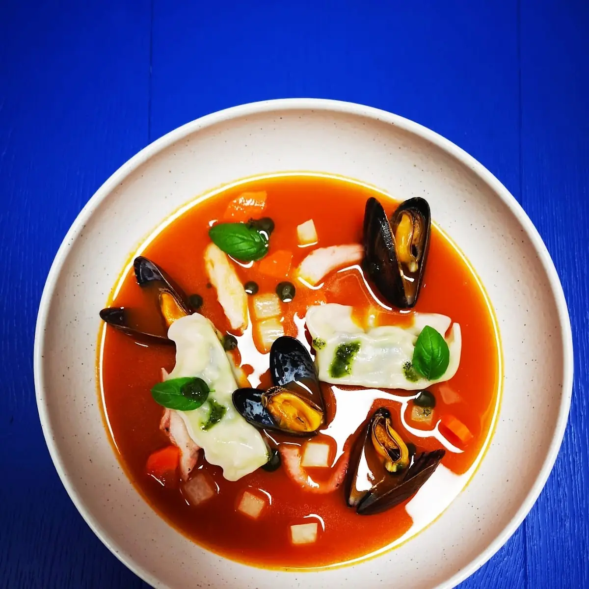 Leichte Tomaten-kokos Suppe