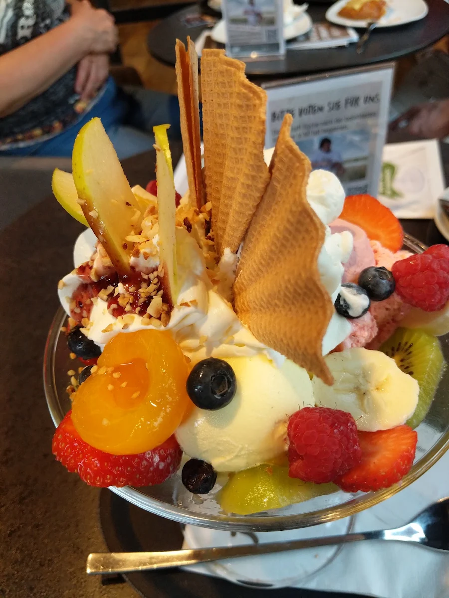 Früchtbecher