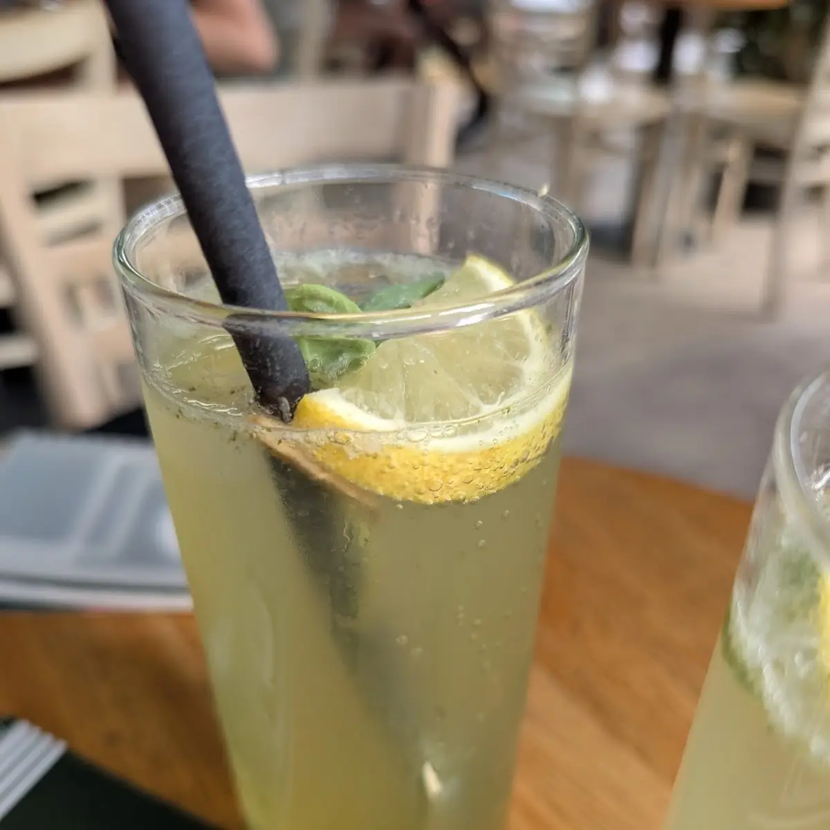 Zitrone Basilikum Limonade