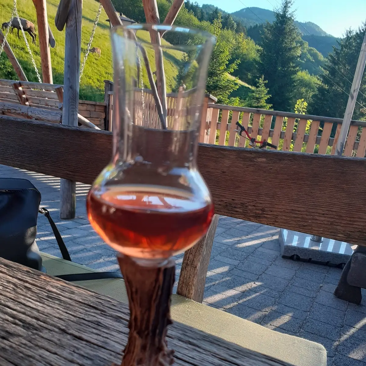 Zirbenlikör