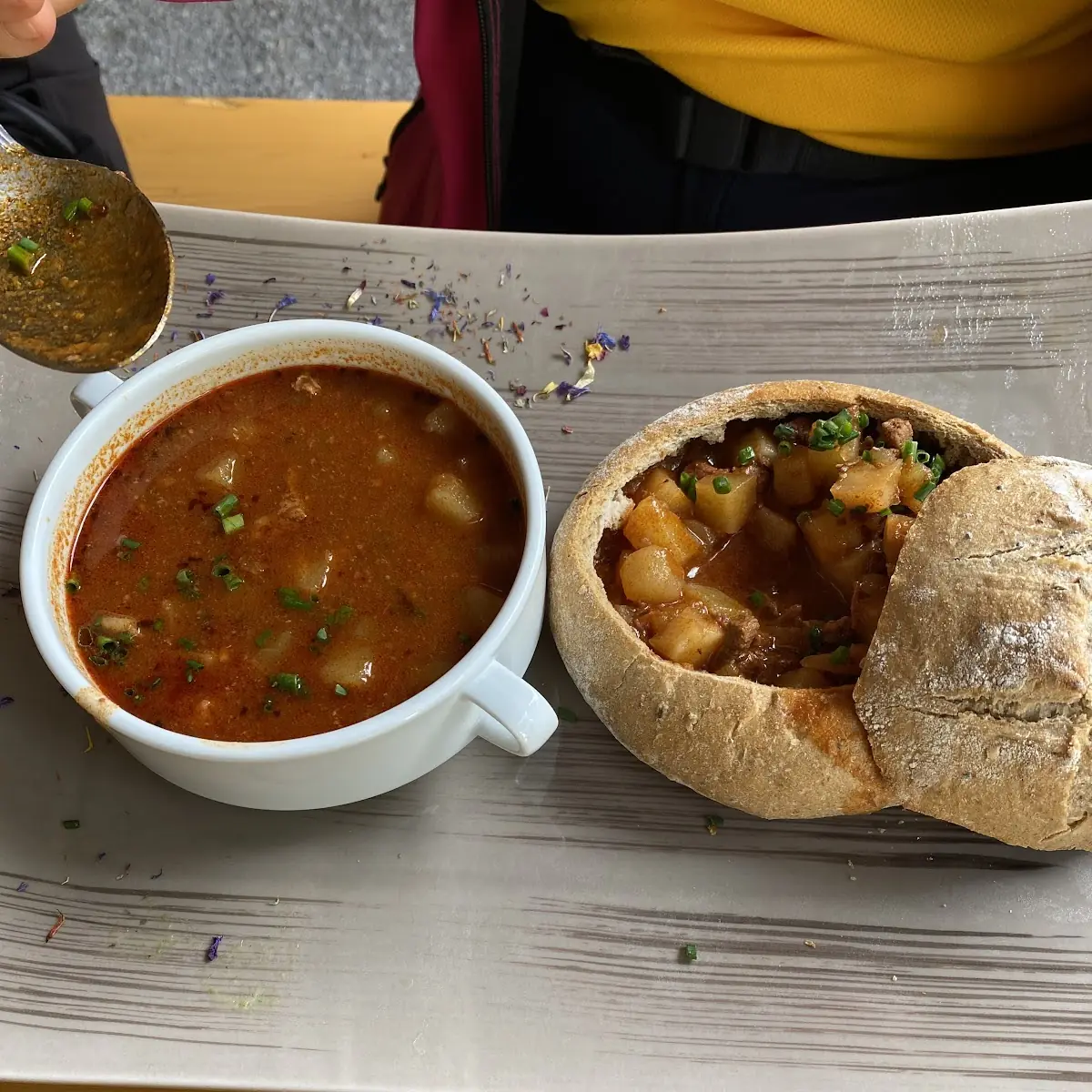 Gulasch Suppe