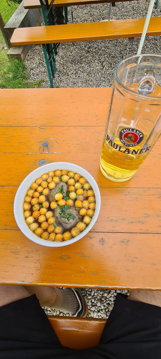 Leberknödelsuppe