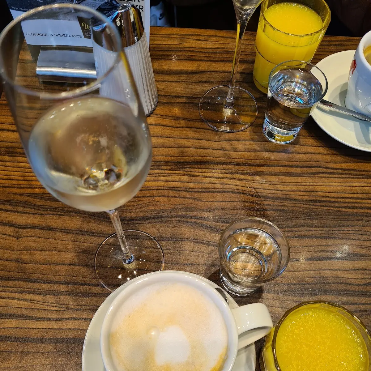 Cappuccino Prosecco Und Orangensaft