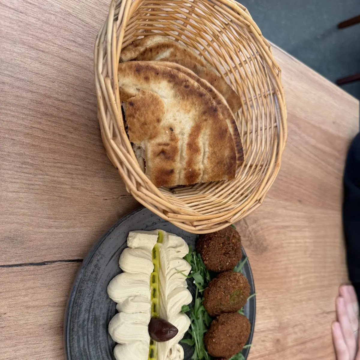 Mamas Falafel Teller Vegan