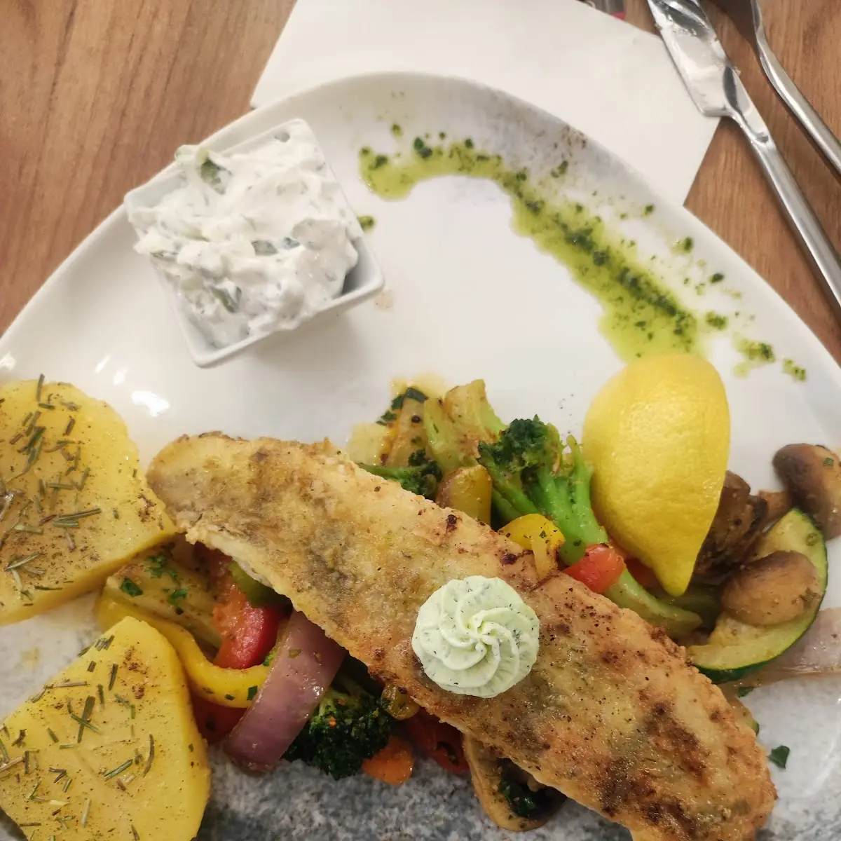 Zanderfilet Mit Rosmarinkartoffeln