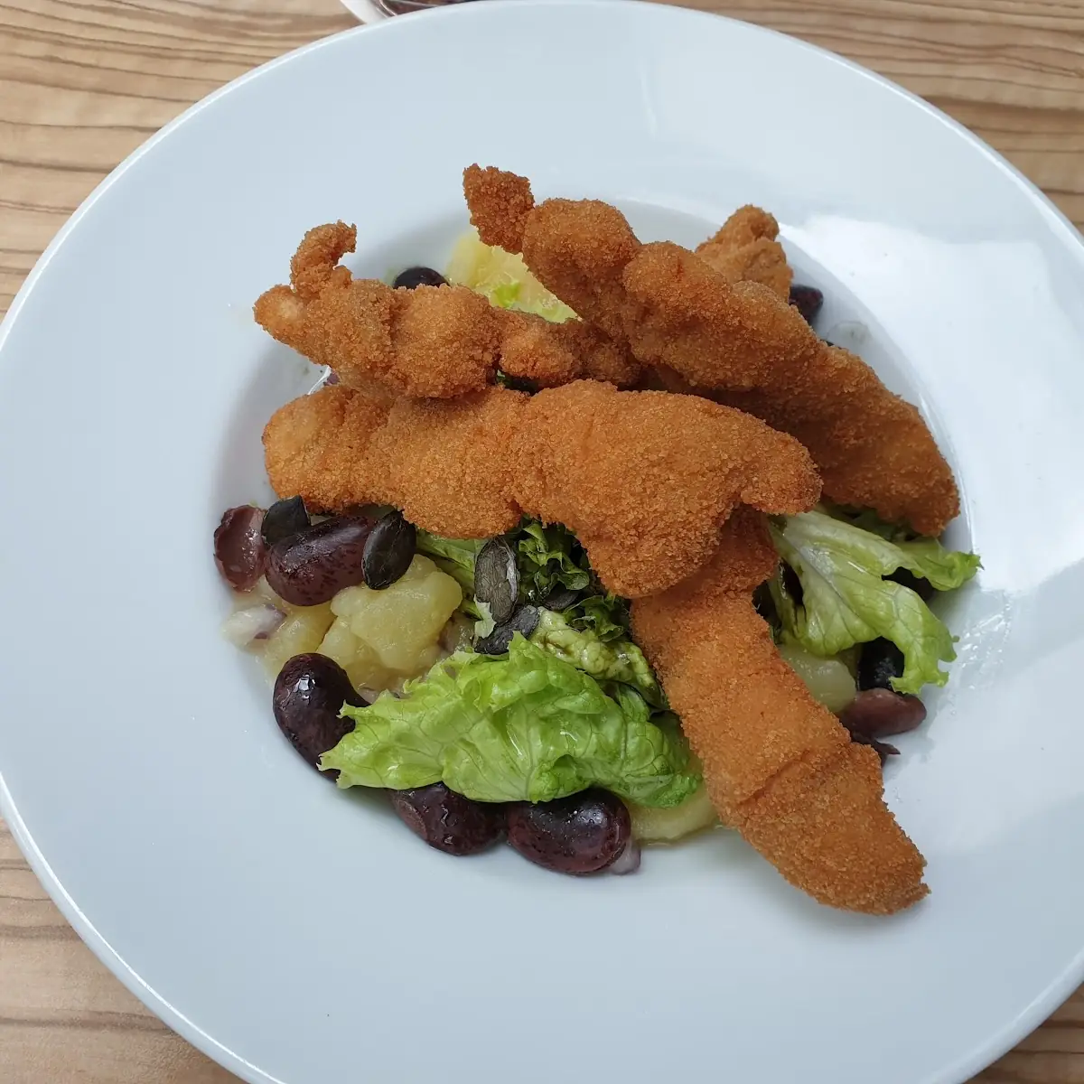 Altwiener Backhendlsalat