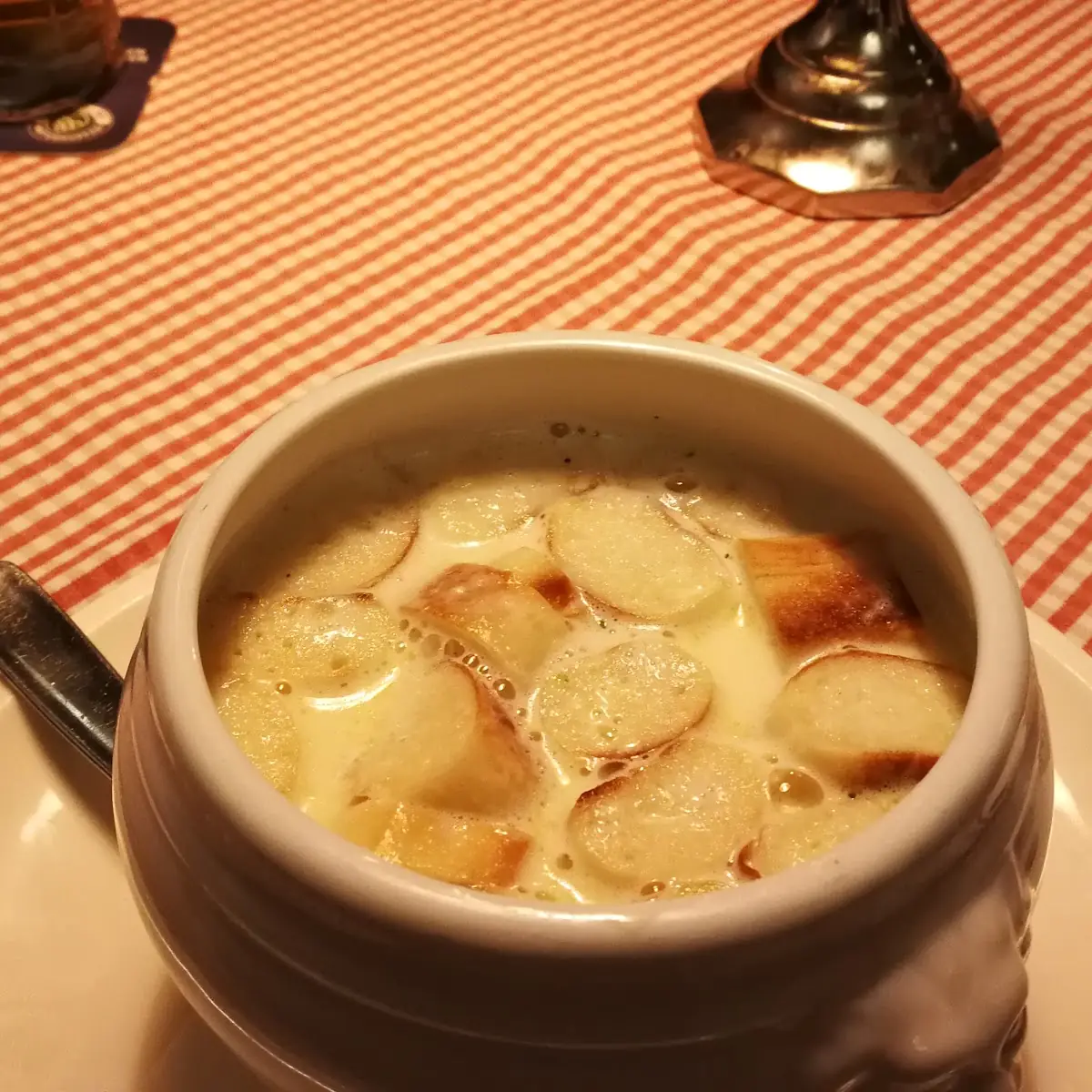 Knoblauchcremesuppe