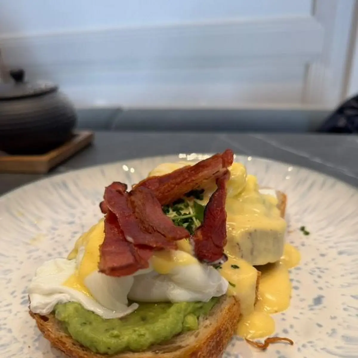 Avocado Eggs Benedict