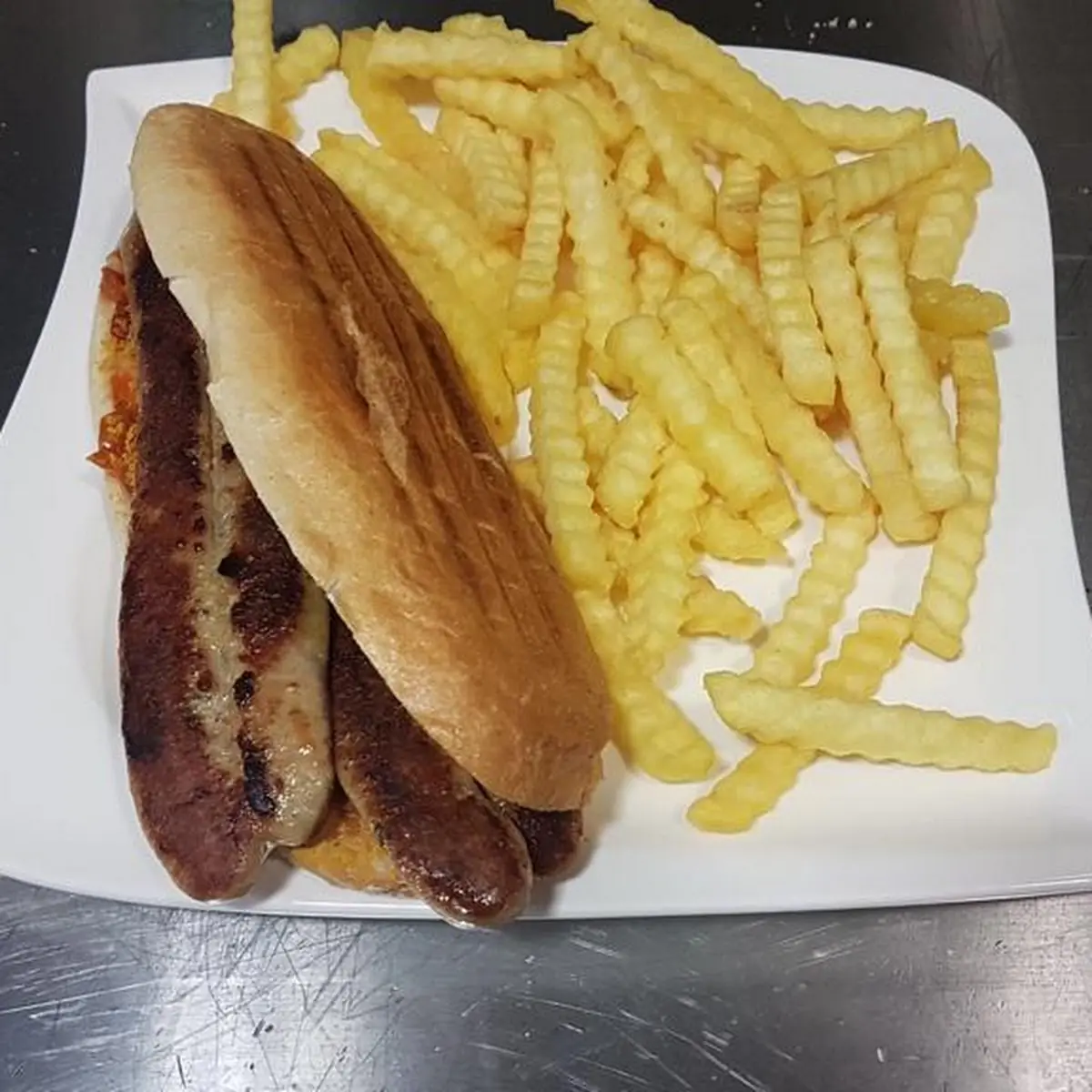 Köfte Cevapcici Brot