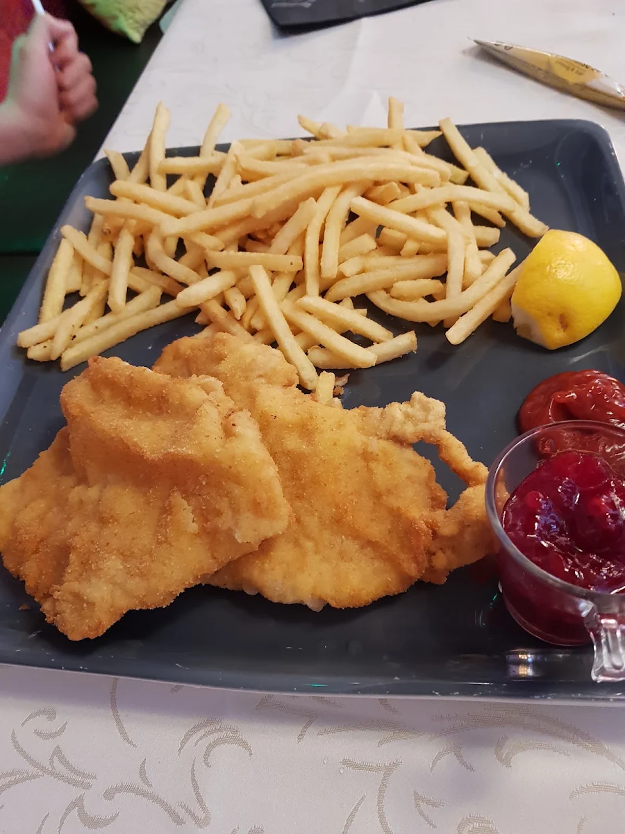 Wiener Schnitzel Pommes Frites