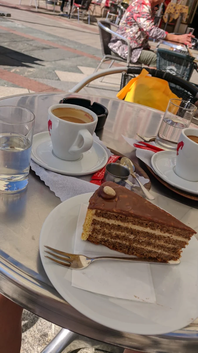 Cake