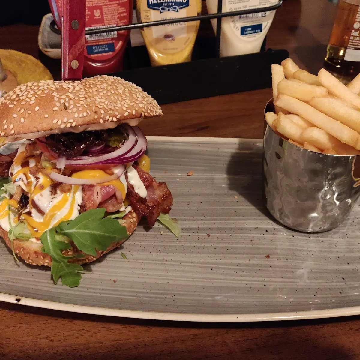 Salud Classic Burger
