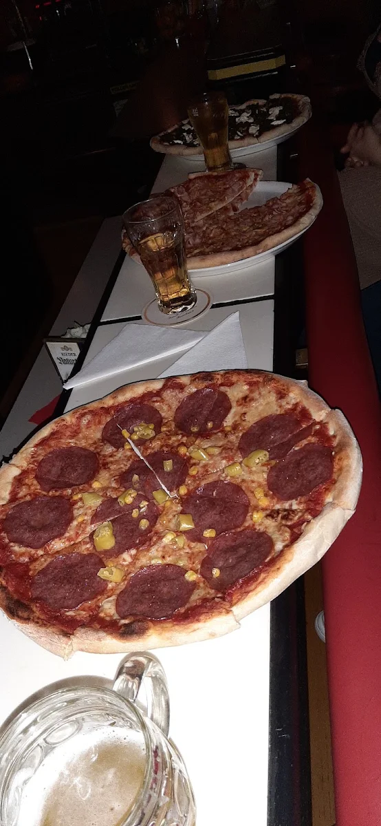 Salampizza
