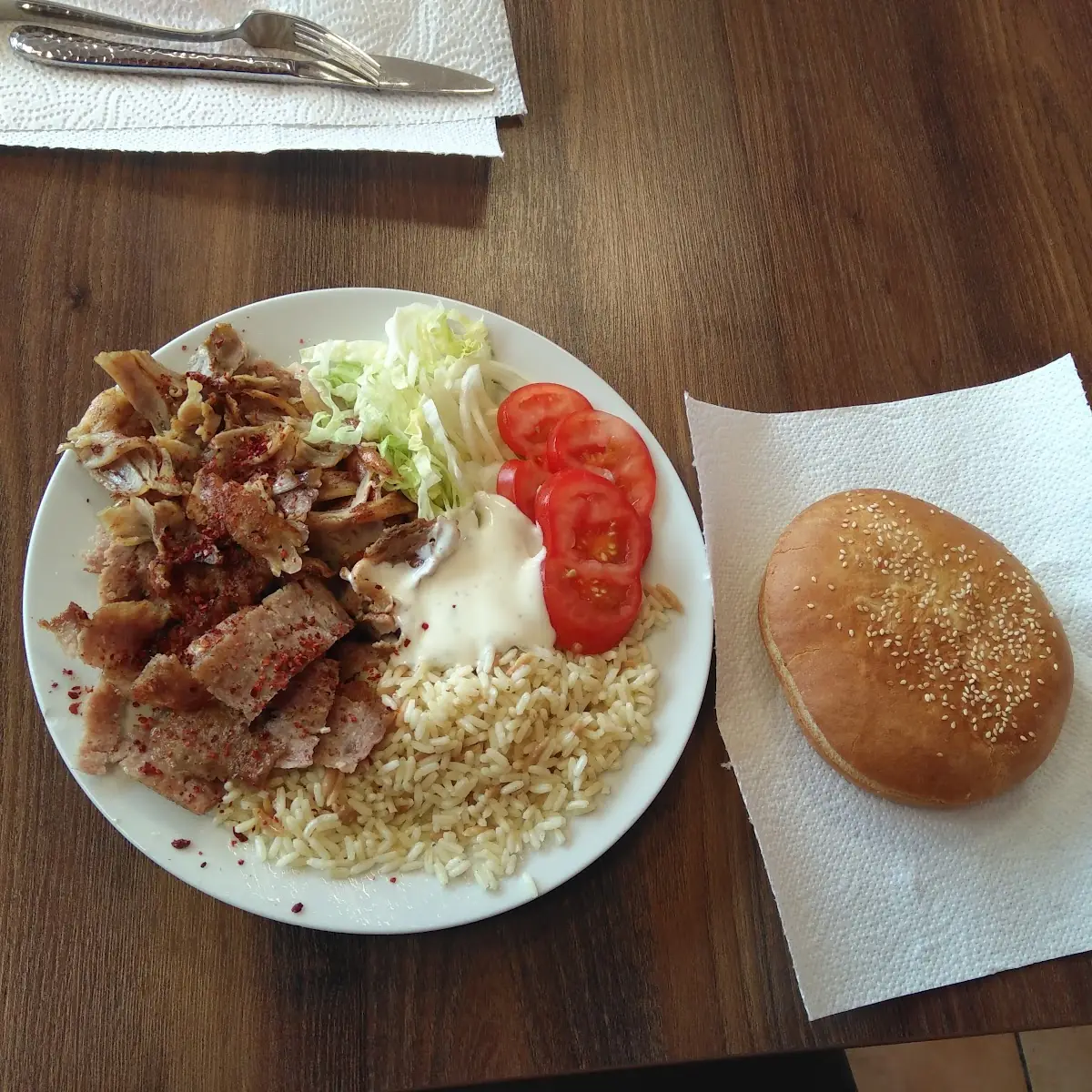 Kebap Box Huhn mit Pommes