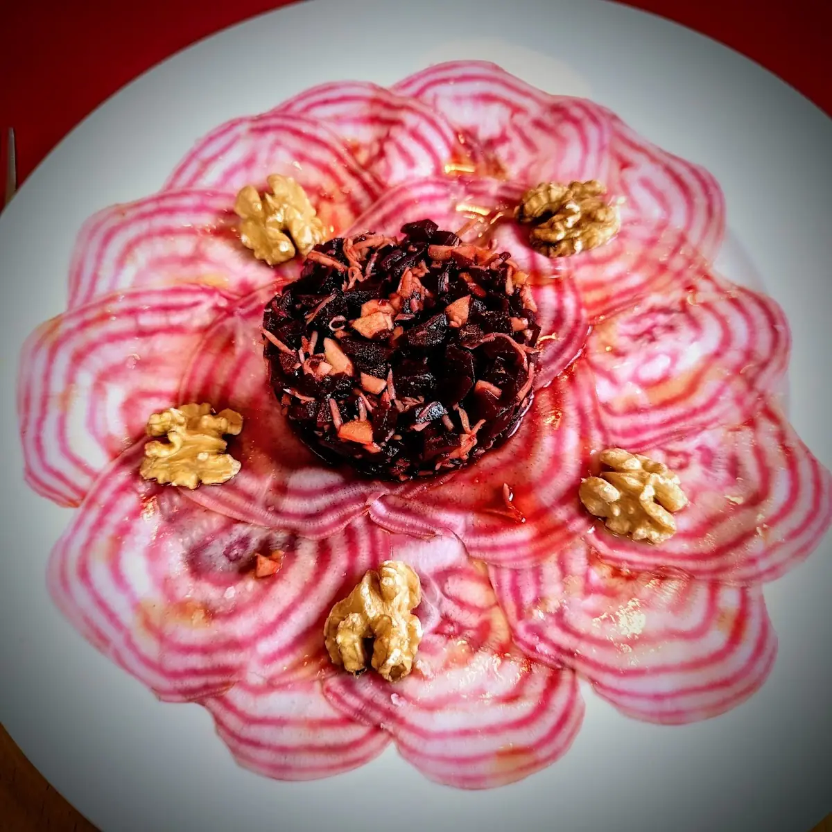Chioggiarübencarpaccio Mit Rotem Rüben Tartar