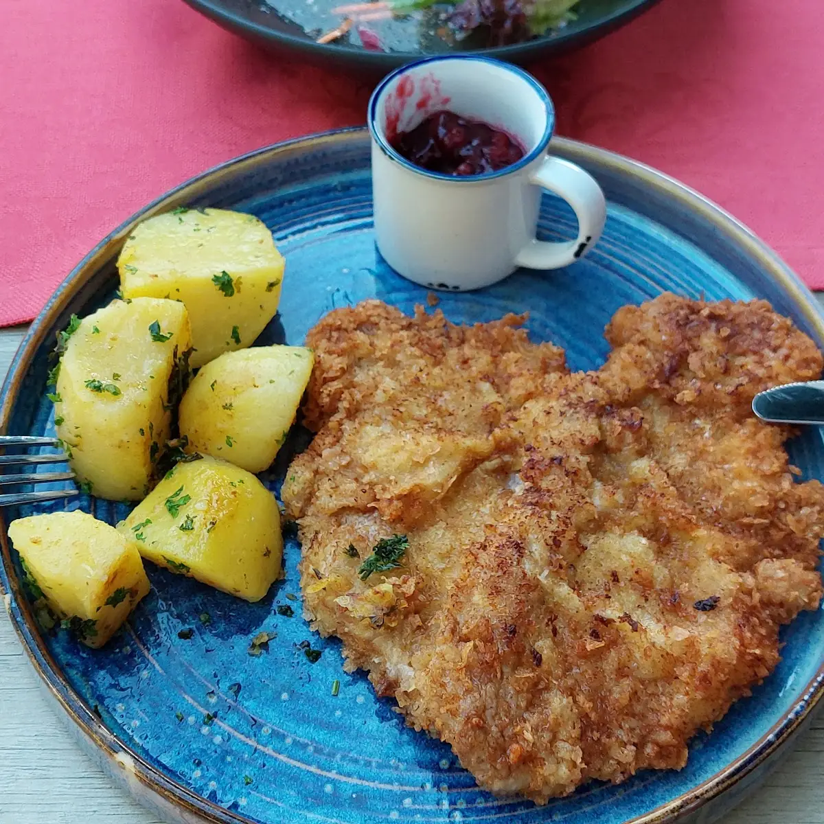 Cordon Bleu Mit Salat