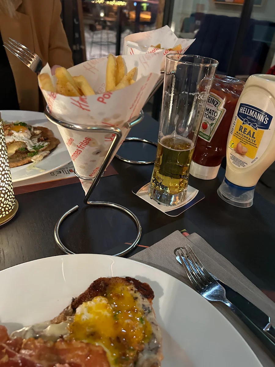 Glennie’s Schnitzel