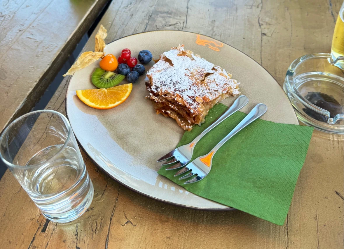 Apfelstrudel