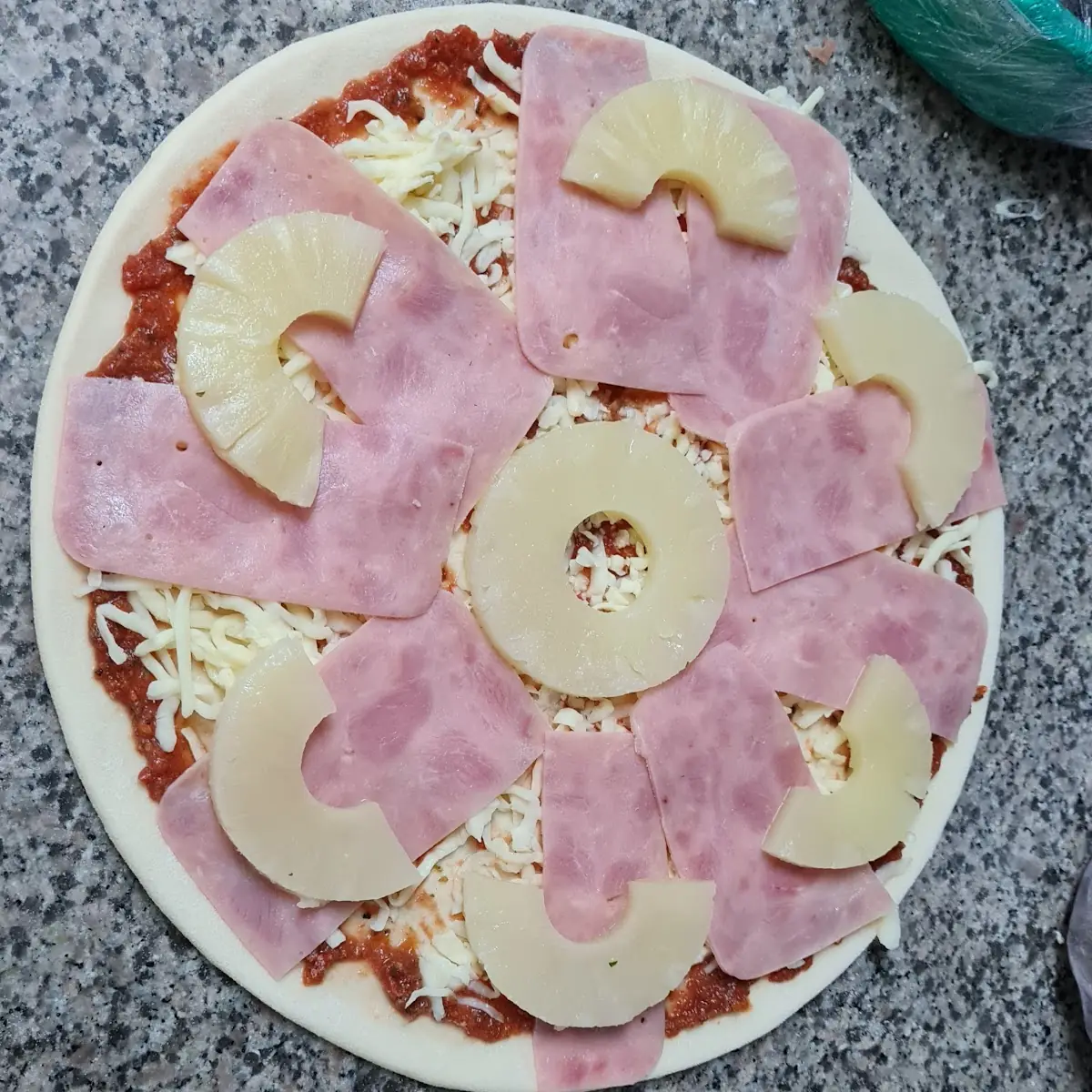 Pizza Hawaii