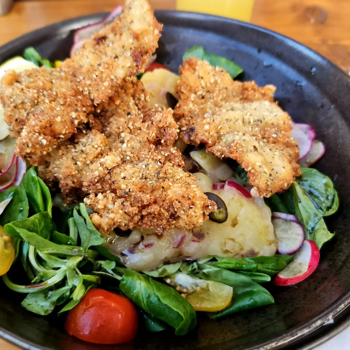 Steirischer Backhendlsalat