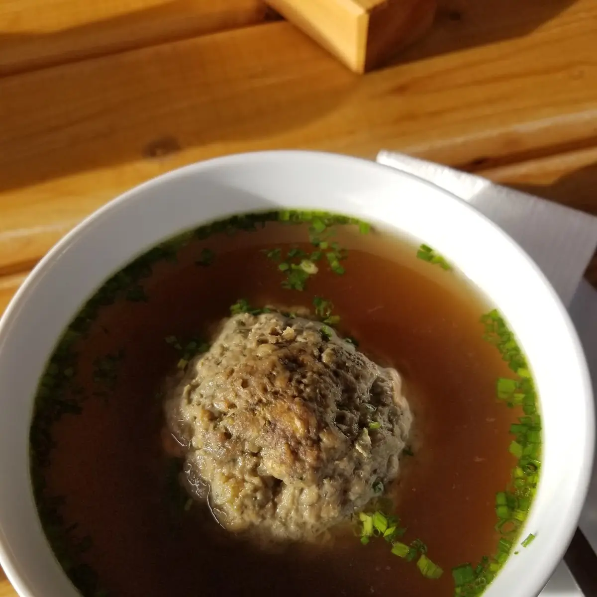 Leberknödelsuppe