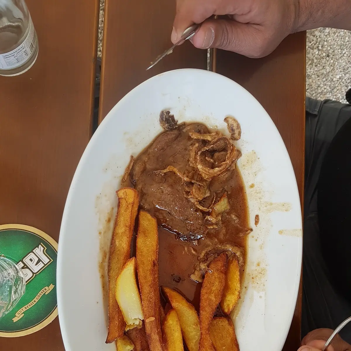 Zwiebel Rostbraten Mit Bratkartoffeln