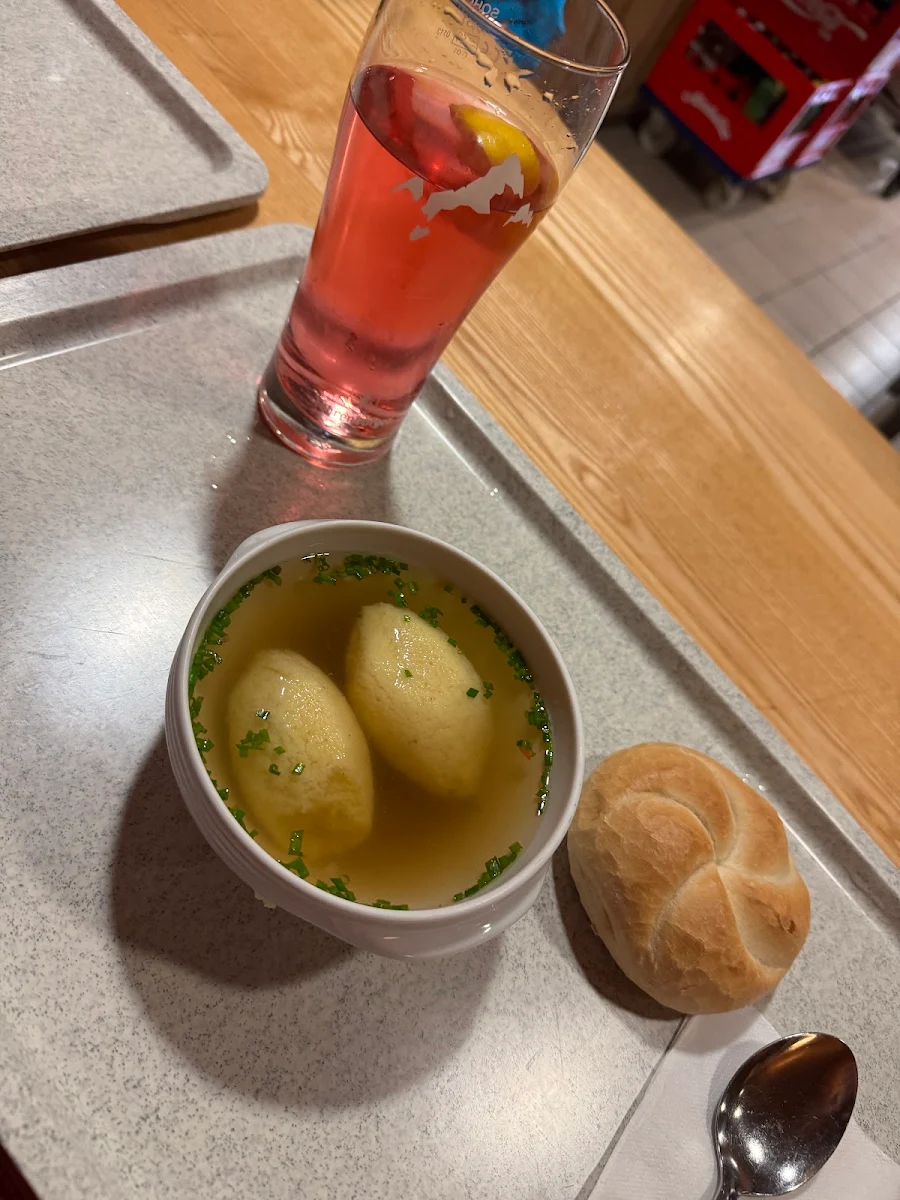 Grießnockerlsuppe