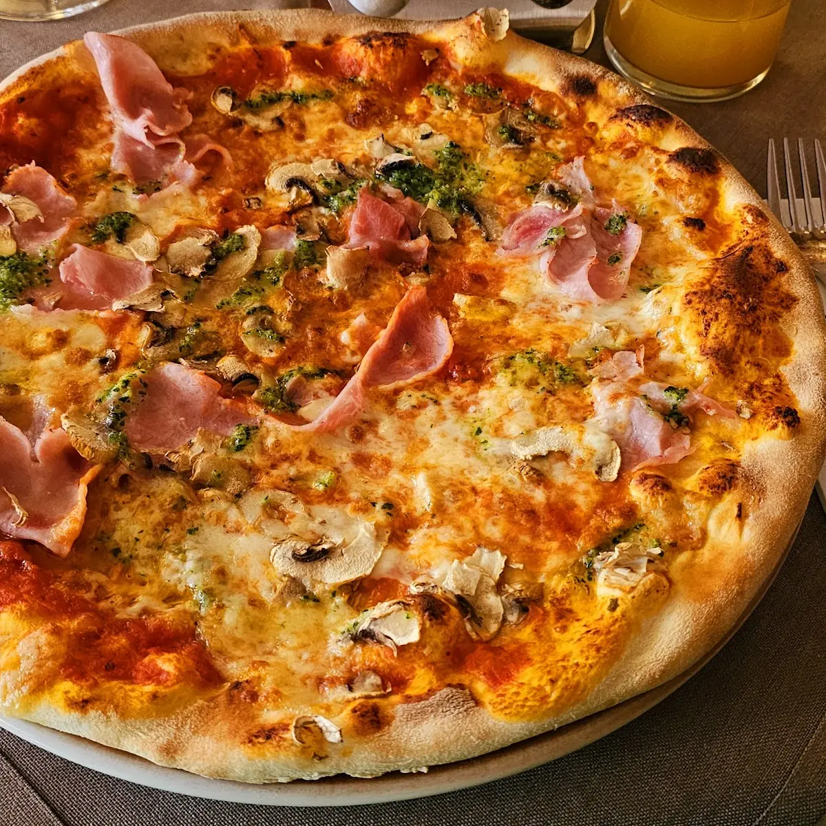 Pizza Prosciutto E Funghi