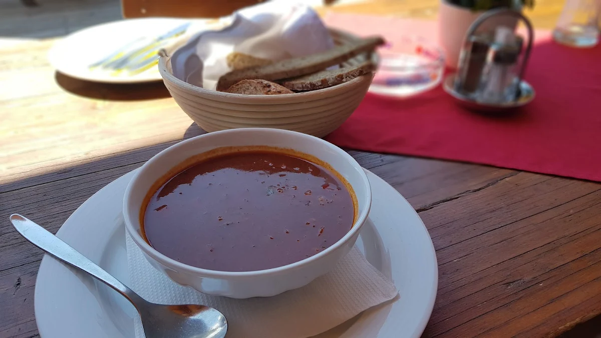 Gulasch Suppe