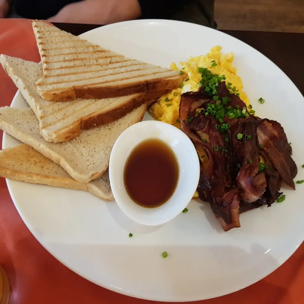 Rührei Mit Gebratenem Speck