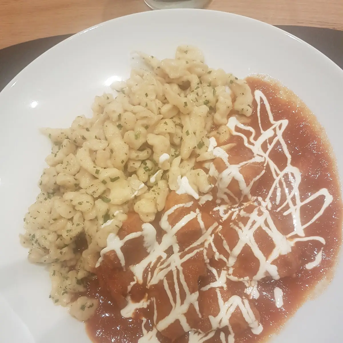 Kalbsgulasch Mit Spätzle
