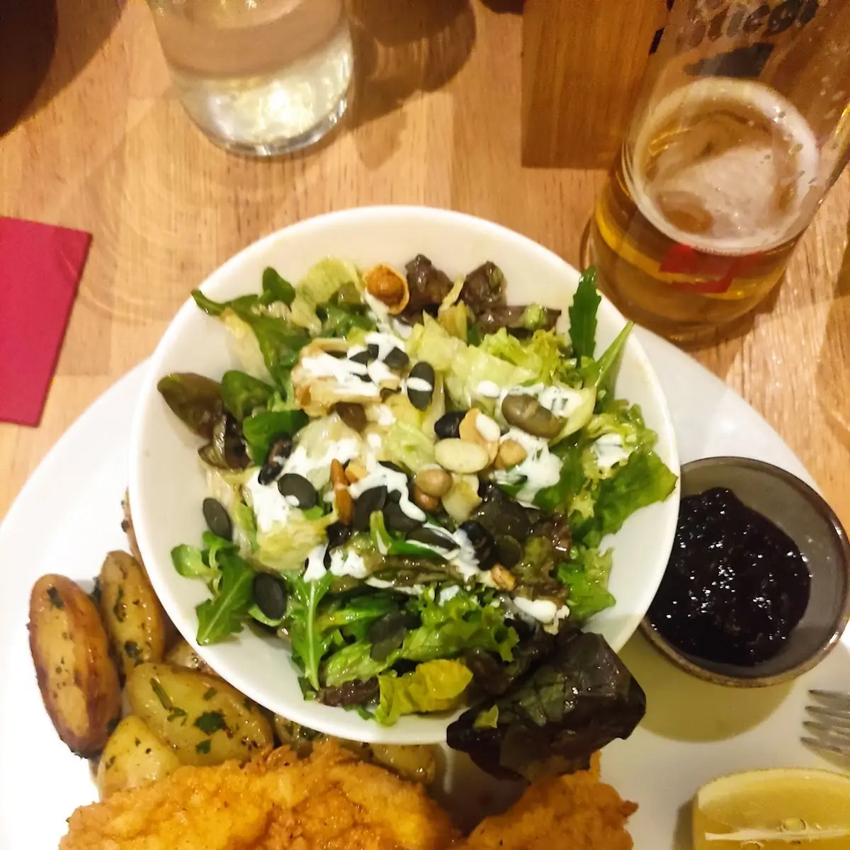 Wiener Schnitzel Vom Schwein Mit Kartoffeln Und Top Salat