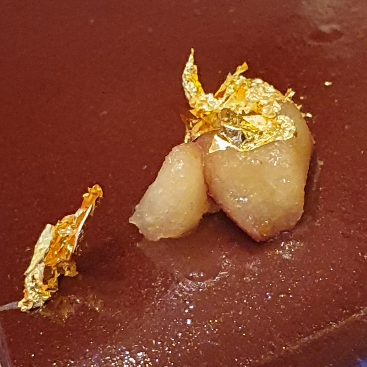 Haustorte Mit Echtem Blattgold