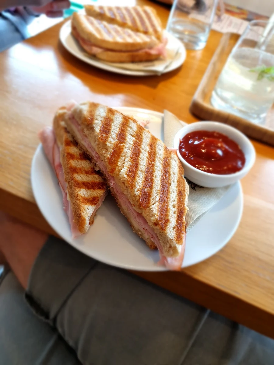 Käse Schinken Toast