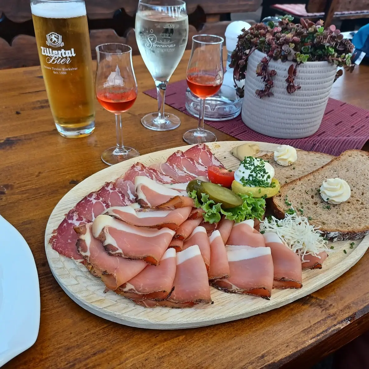 Brettle Jause