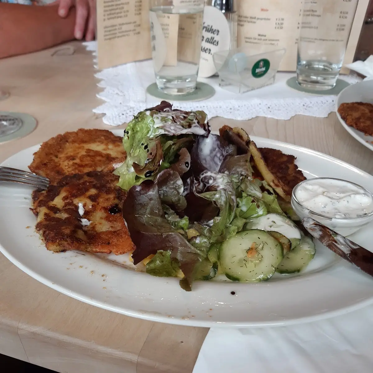 Stecknadel Mit Salat