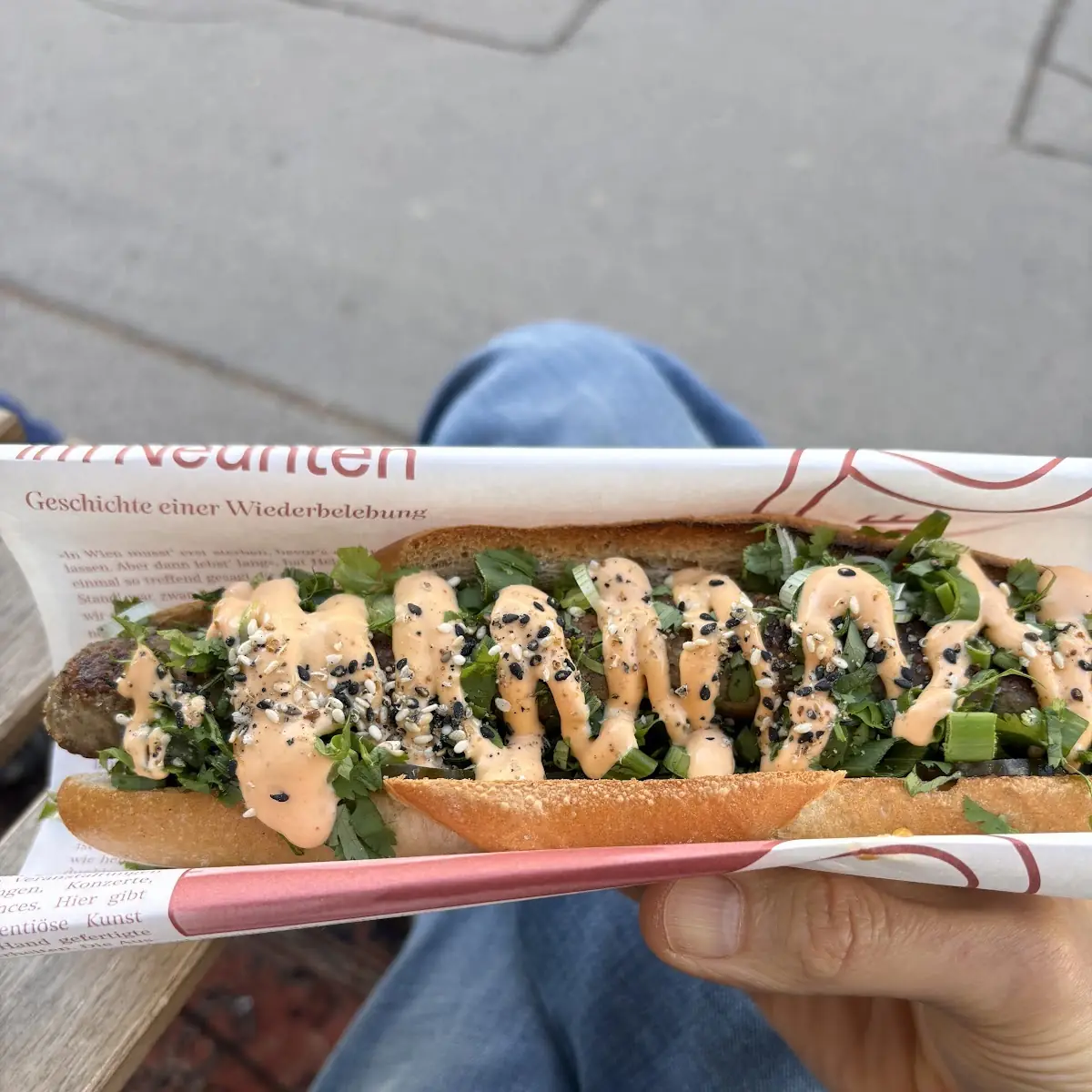 Veganer Hotdog Mit Austernpilzwurst