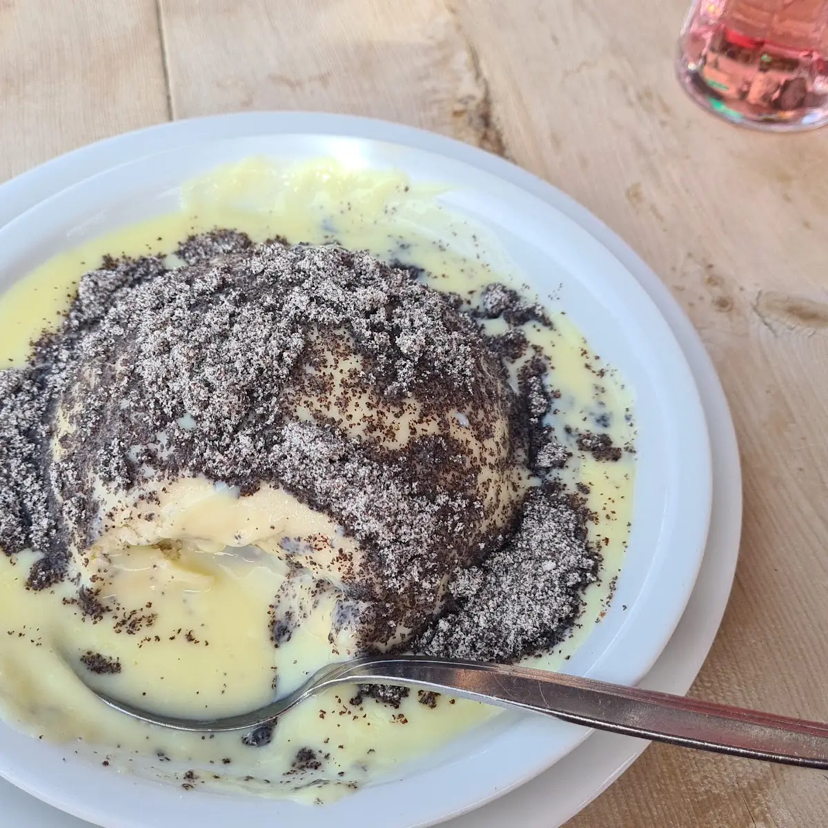Germknödel Met Vanillesaus
