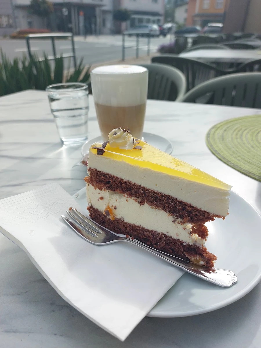 Stracciatella Orangen Torte