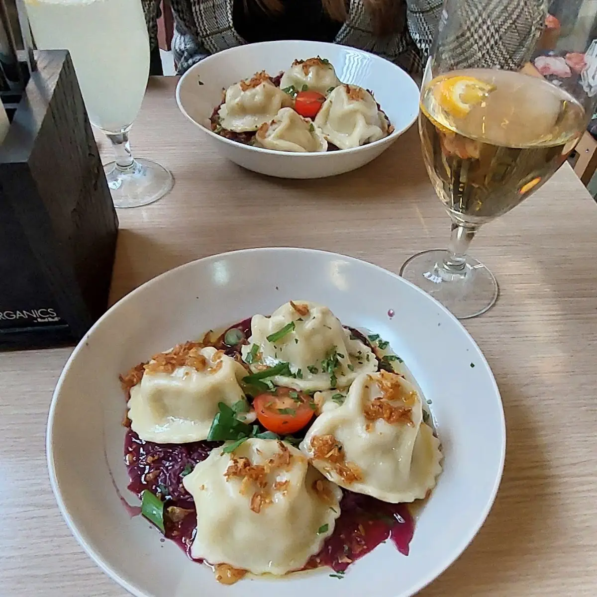 Ganslnudel Mit Rotkraut