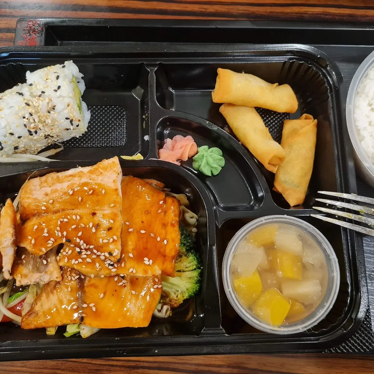 Lachs Bento