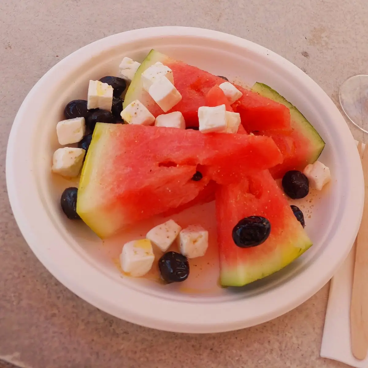 Wassermelone Mit Schafskäse Und Oliven