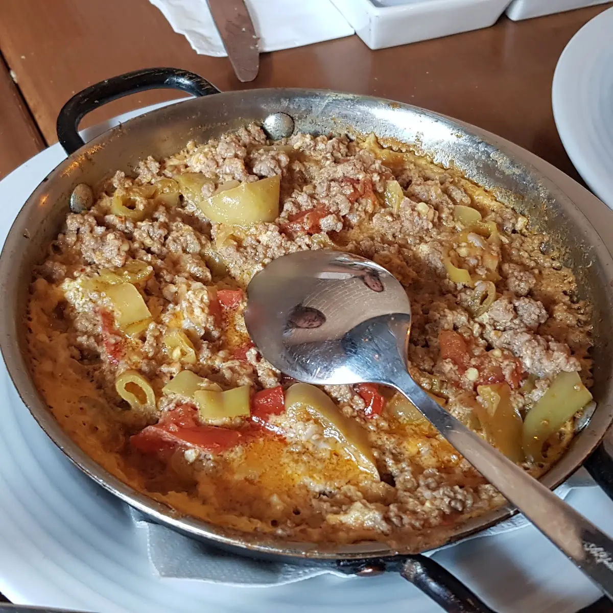 Faschiertes Mit Ei Und Gemüse