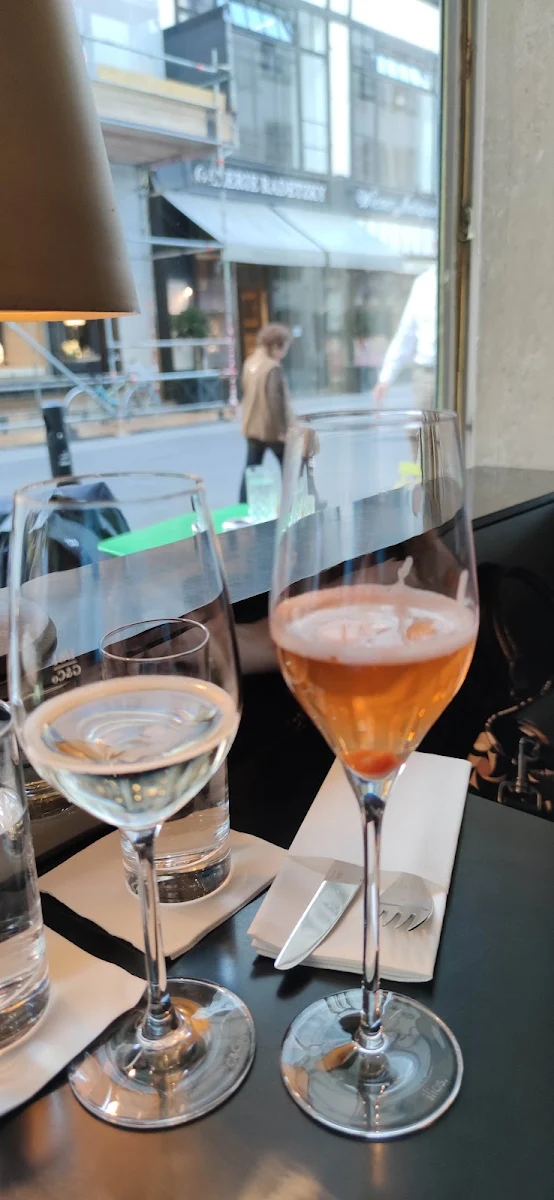 Prosecco Und Champagner Cocktail