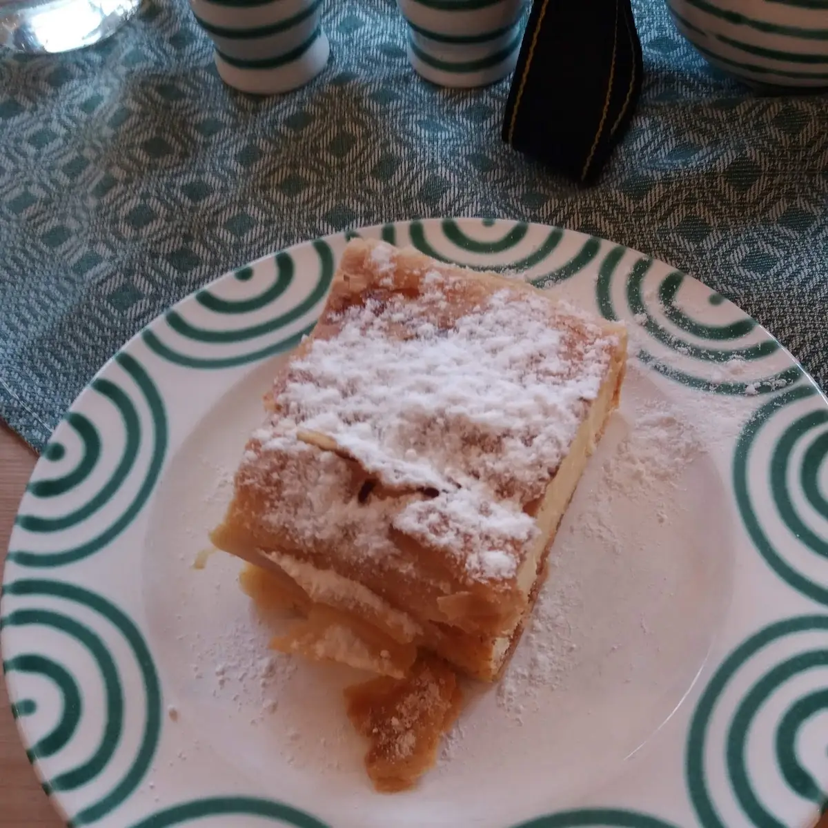 Apfelstrudel Mit Vanillesoße