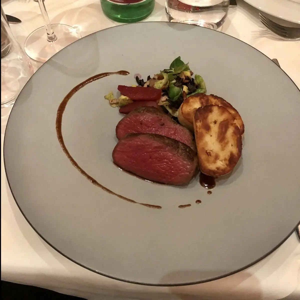Rehrücken Mit Rotweinsauce