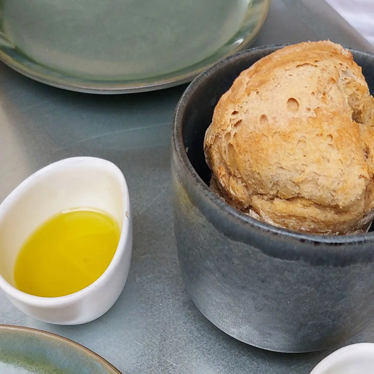 Sauerteigbrot Mit Olivenöl Und Petersilöl, ASPIC